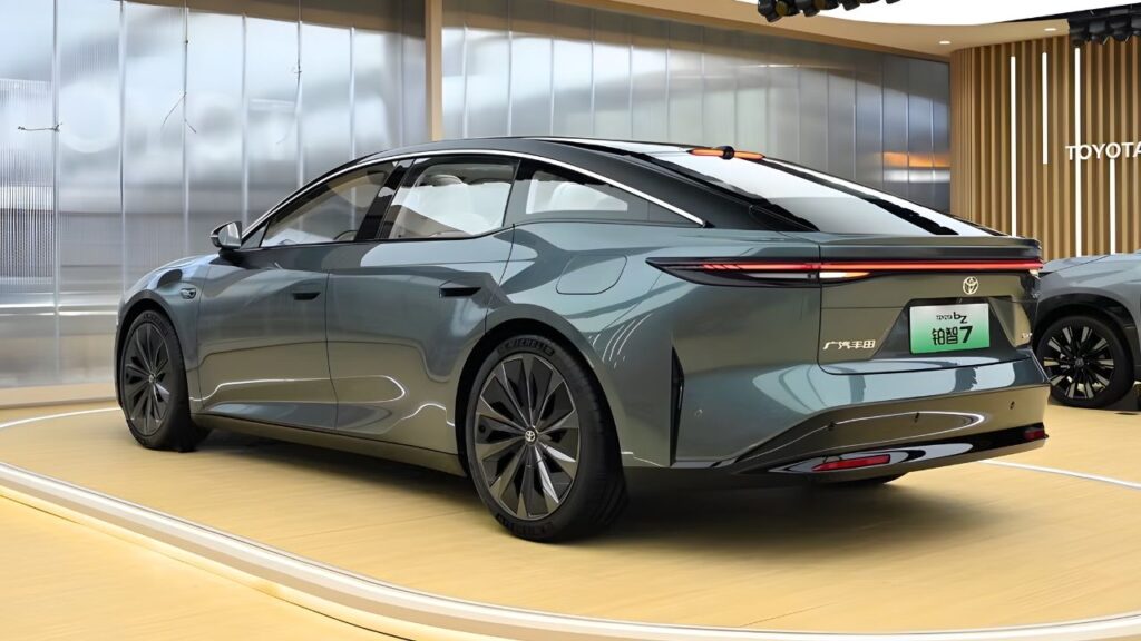 Toyota bZ7 Exterior