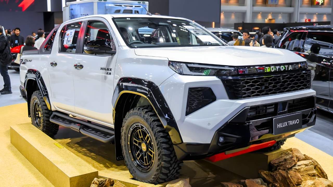 Toyota Hilux Bims 2026: Electric Version Showcased with 59.2 kWh Battery and Decent Range