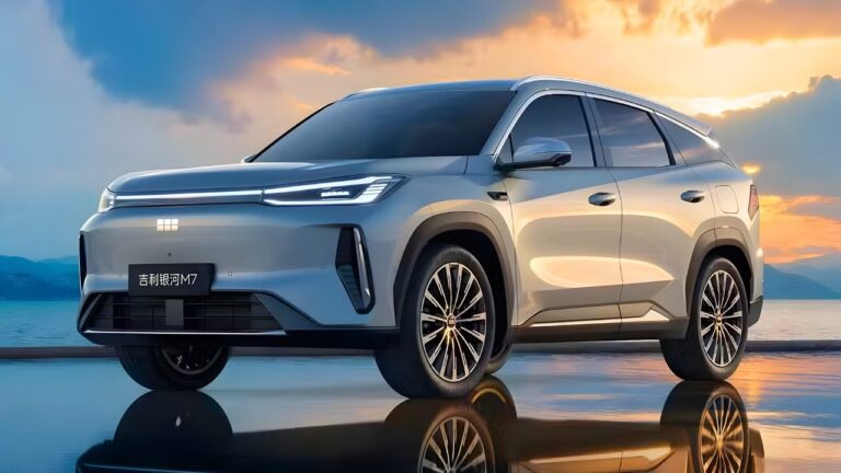 Geely Galaxy M7 PHEV Launched: 1,730 km Range Compact SUV from $16,058