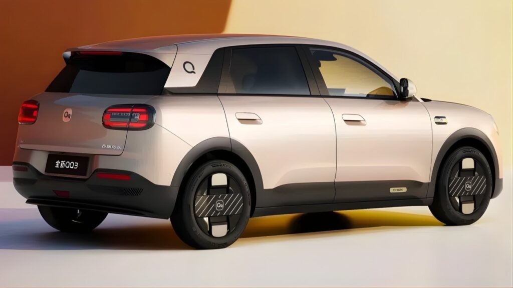 Chery QQ3 EV Patented rear view