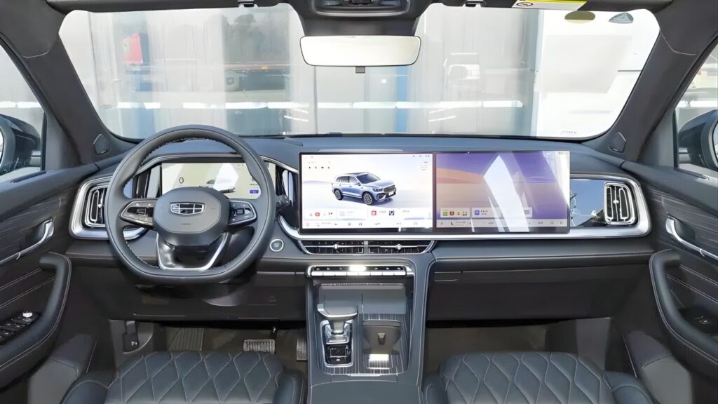 Geely Monjaro i-HEV Dashboard