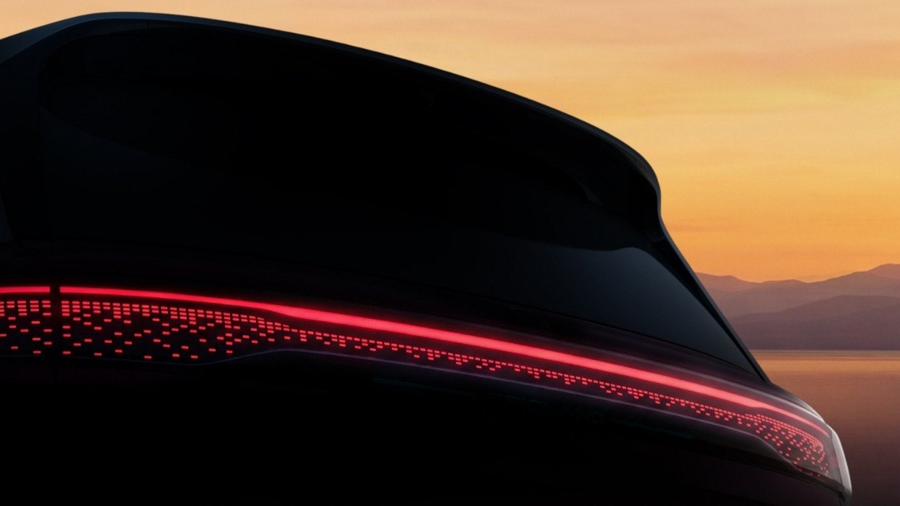 Huawei Yijing X9 Rearview