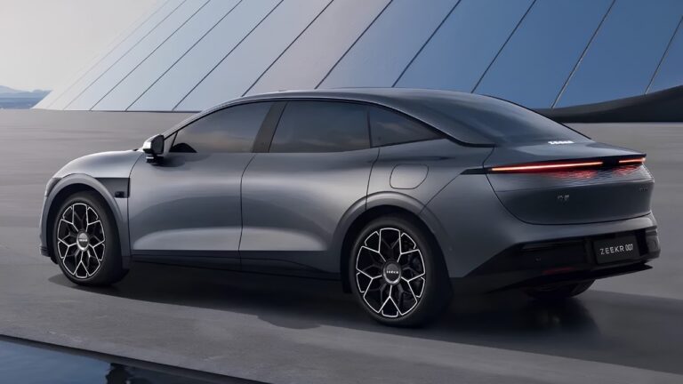 2026 Zeekr 007 Launched: 905 km Range EV Sedan from $28,100, 0-100 in 2.73s