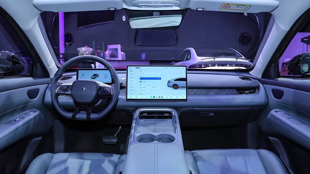 Arcfox S3 Interior and Cabin