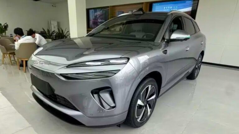 BYD Sealion 06 DM-i Hits Dealerships Early - 305 km on Pure Electric