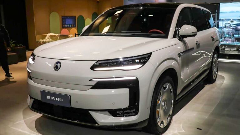 Denza N9 Flash Charge Edition Launches May 18: 912 hp & 420 km EV Range