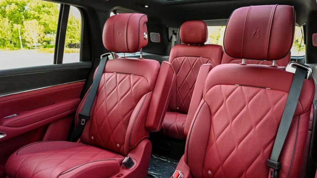 Denza N9 Flash Charge Edition seats