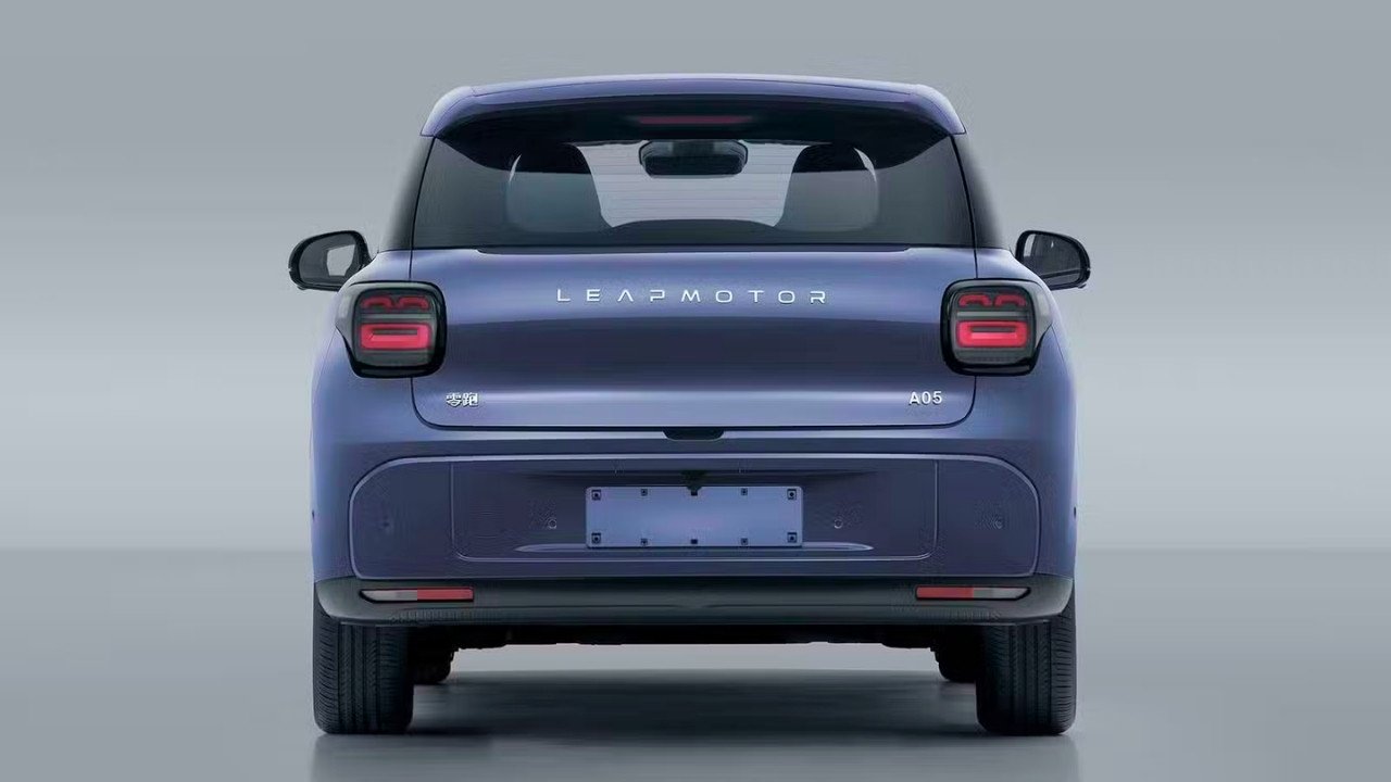 Leapmotor A05 Rearview