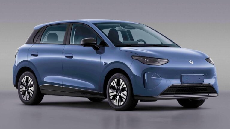 Leapmotor A05 Electric Hatchback Debuts in China: 510 km Range, Price from $11,600