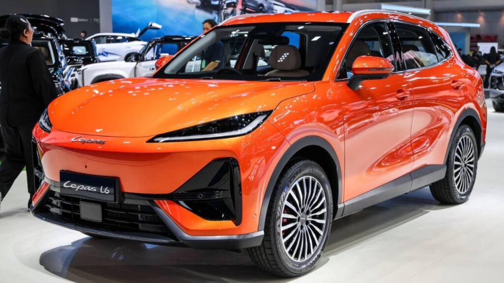 JSW-Chery Lepas L6 EV