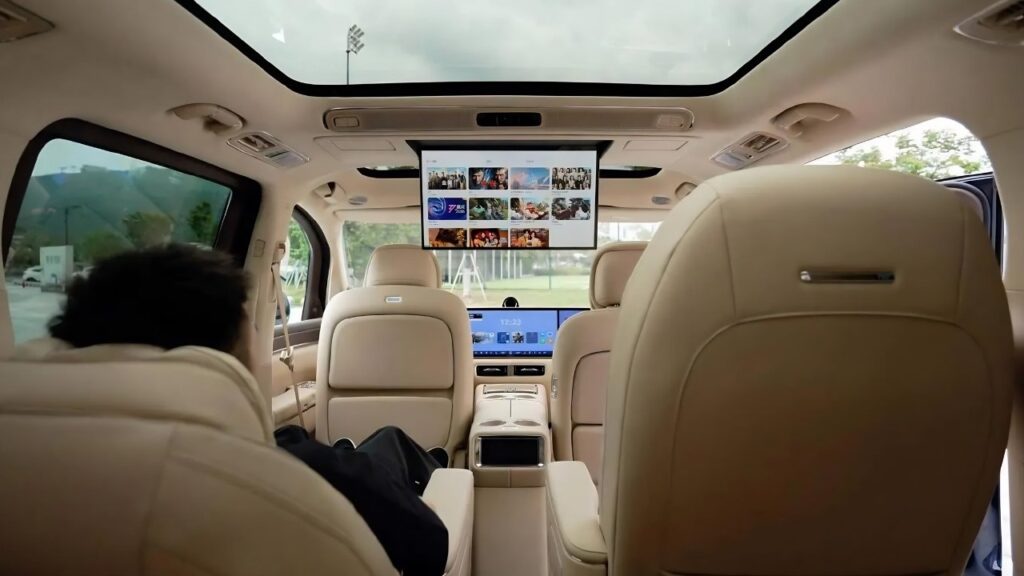 Luxeed V9 Interior