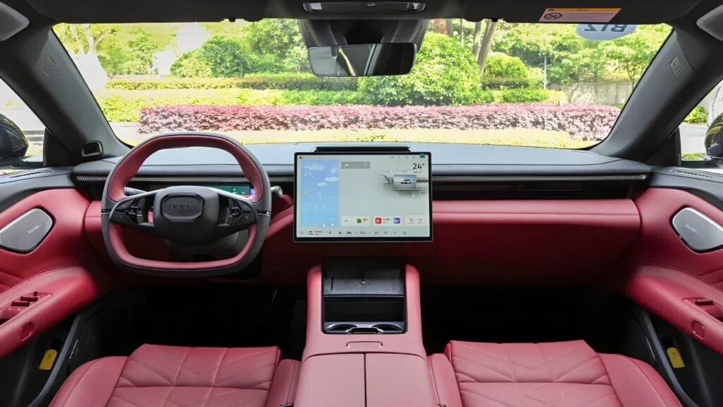 Lynk & Co 10 series Interior