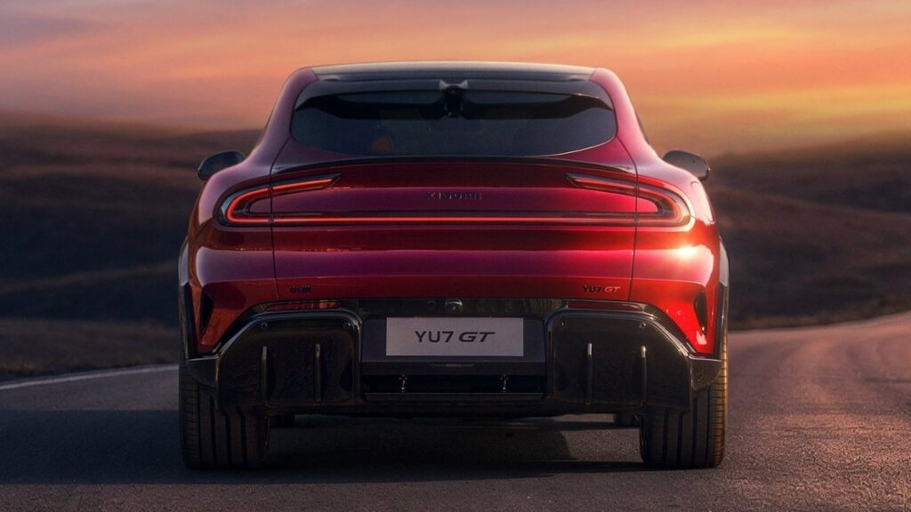 Xiaomi YU7 GT Rearview