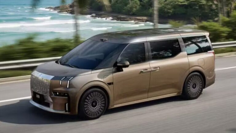Zeekr 009 2026 Launches in China - 680 kW AWD & 439,800 Yuan Starting Price