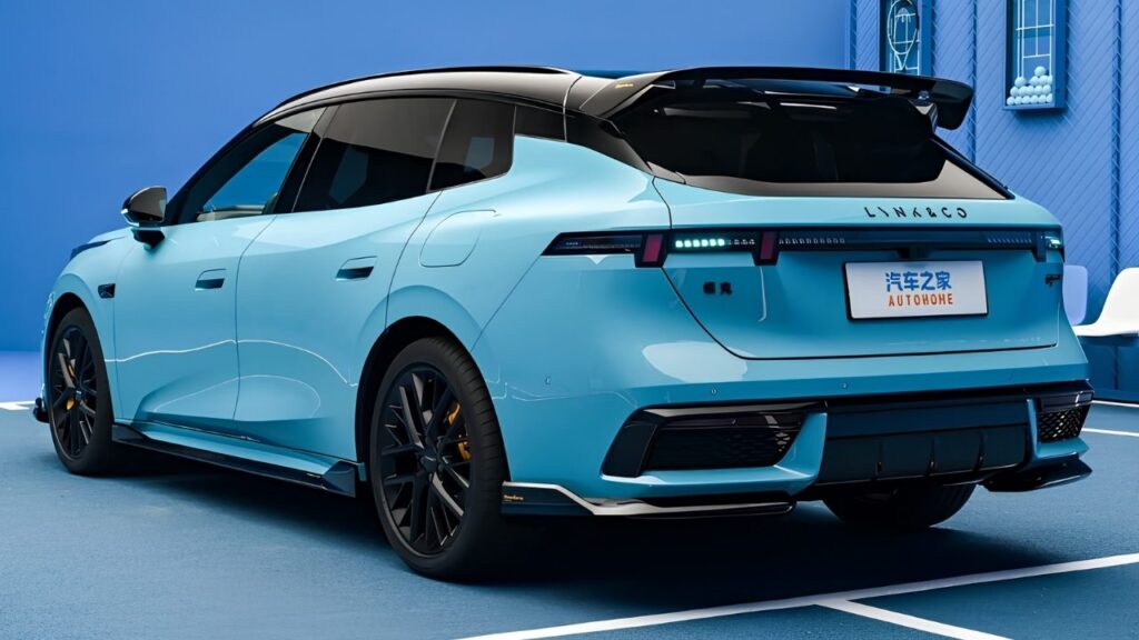 07 GT Wagon Rear Design