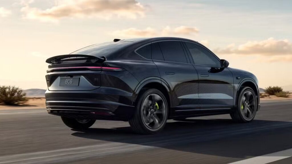 2026 EC6 Champion Edition rearlook