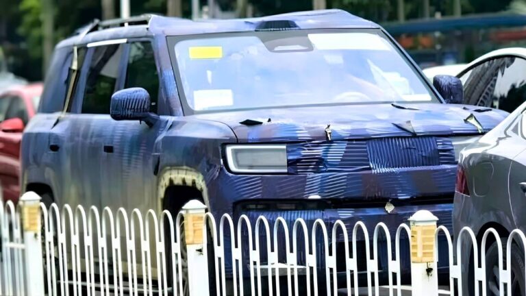 Fang Cheng Bao Teases 5.3m Tai 9: Off-Road SUV With 5-Min Charging