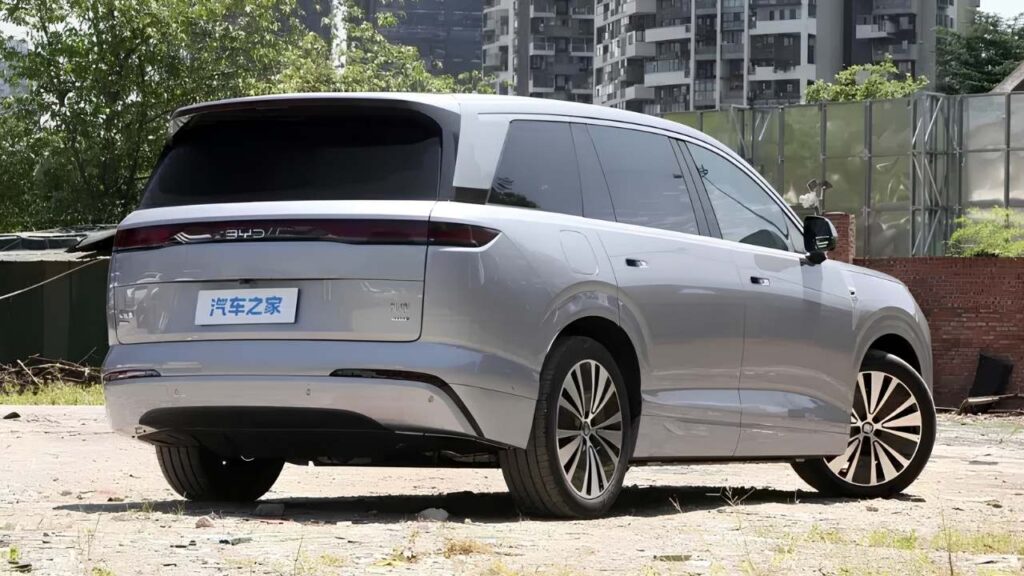 BYD Great Tang rearview