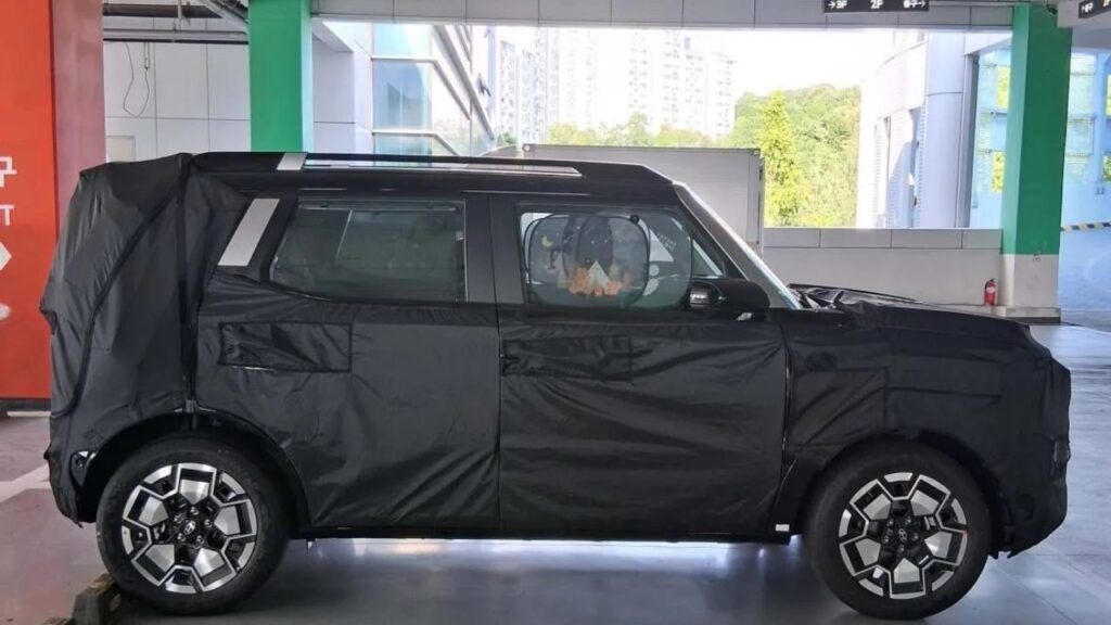 Hyundai Sub 4m Electric SUV Spied Hei1