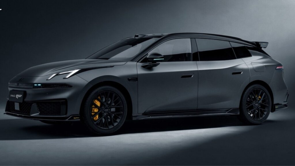 Lynk & Co 07 GT