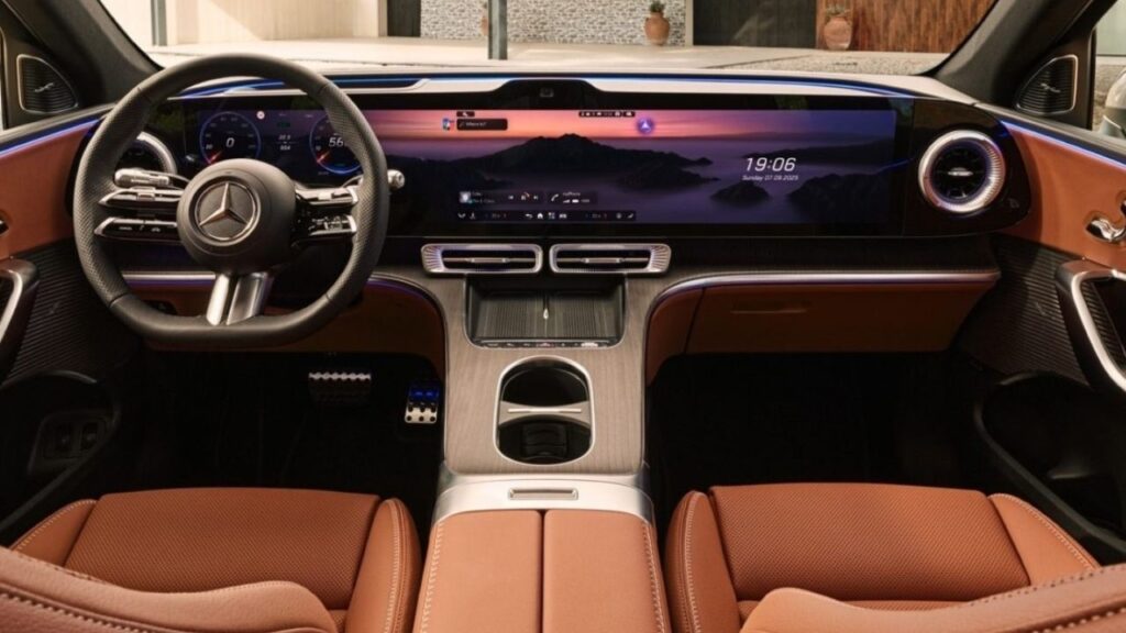 Mercedes-Benz GLC EV Interior