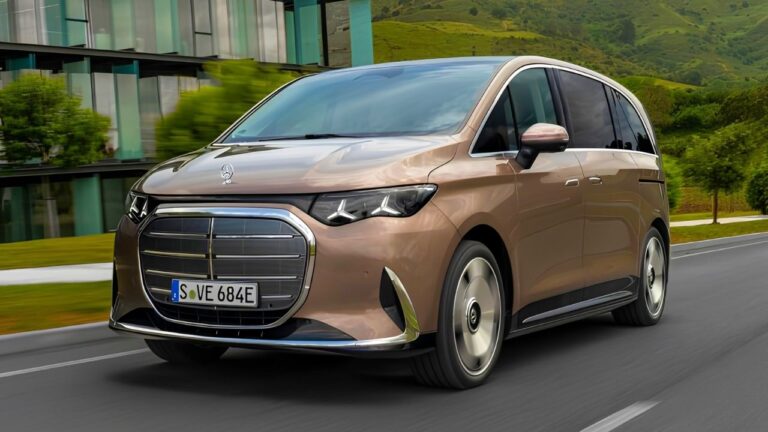 Mercedes VLE 300 Deliveries Begin: 4,078L Boot With Front Seats Only