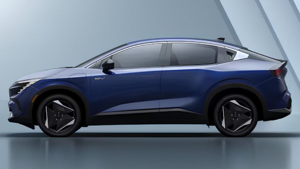 Mitsubishi’s new Eclipse Sportback EV sideview