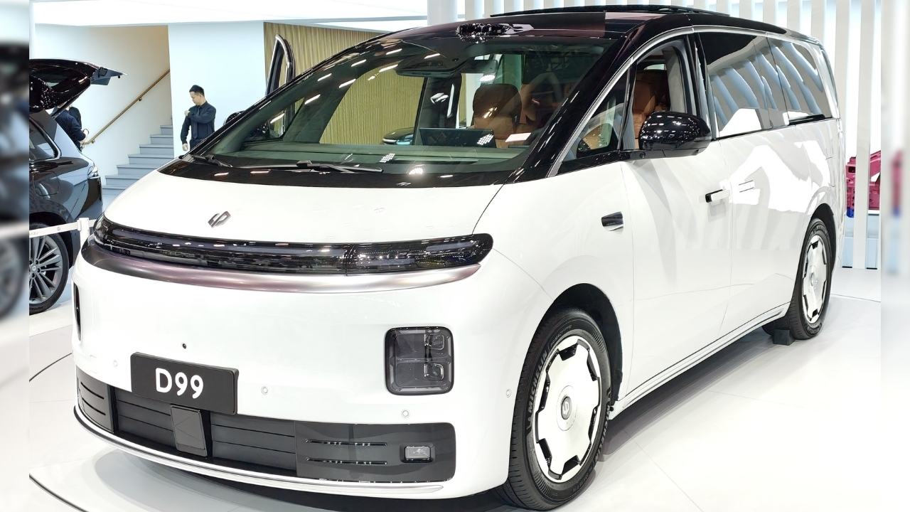 Leapmotor D99: Seats Rotate 180°, Goes 700 km: Presale Opens June 25