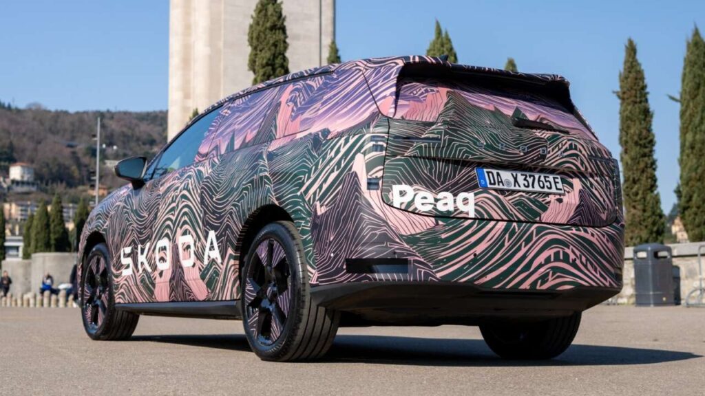 Skoda Peaq EV rearview