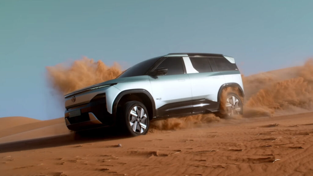 Tata Sierra EV Sidelook