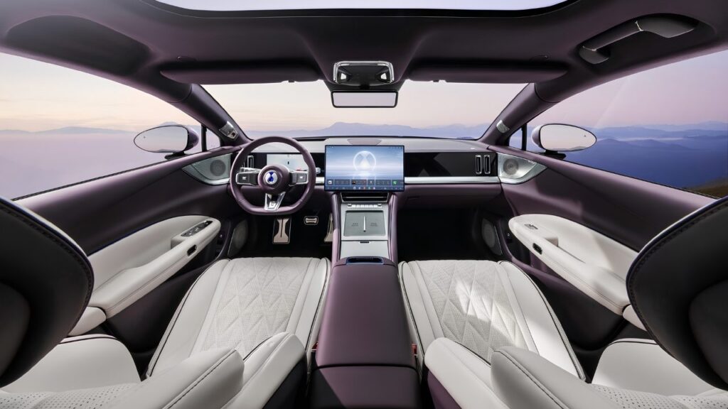 BYD Denza Z9S Interior