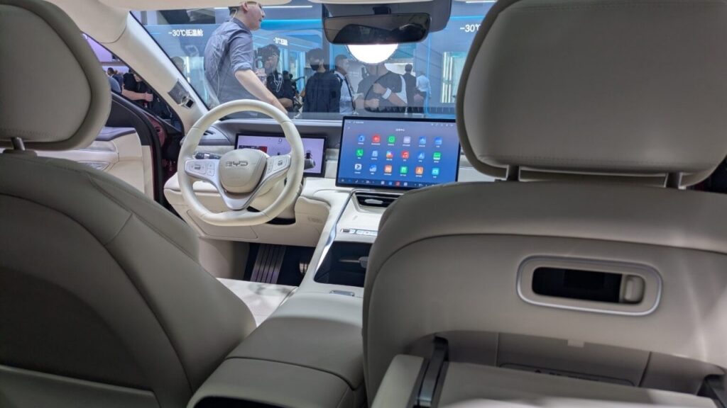 BYD Seal 08 Interior