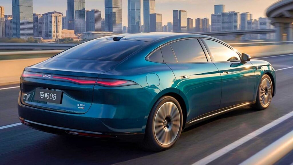 BYD Gets 65,000 Orders in 30 Hours: Seal 08 Packs 699 hp and Ultra-Fast Charging