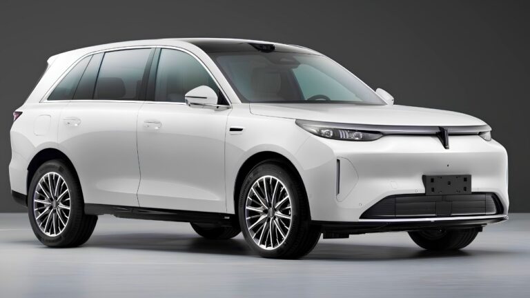 Wey V8X Electric SUV Spotted Ahead of Debut With 724 HP AWD Powertrain
