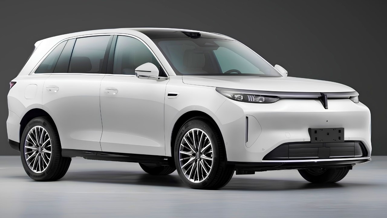 Wey V8X Electric SUV Spotted Ahead of Debut With 724 HP AWD Powertrain