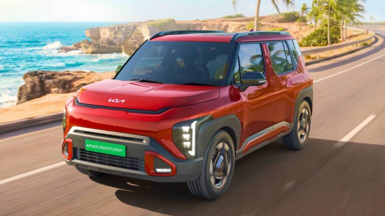 Kia Syros EV Debuts with 526 km Range, 7 Variants Priced from ₹13.50 Lakh