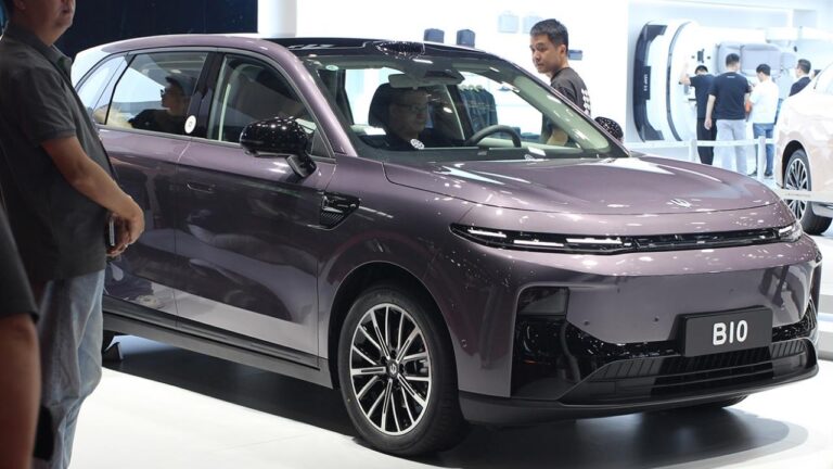 Leapmotor B10 EREV Goes on Sale in Mexico With 990 km Range and 215 hp Power