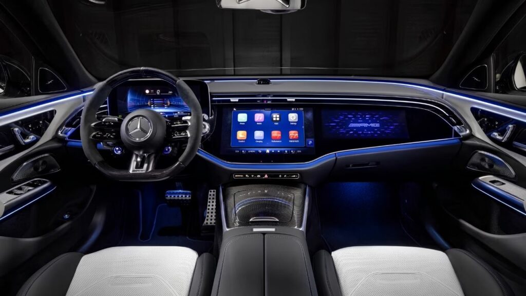 Mercedes-AMG E 53 PHEV Interior
