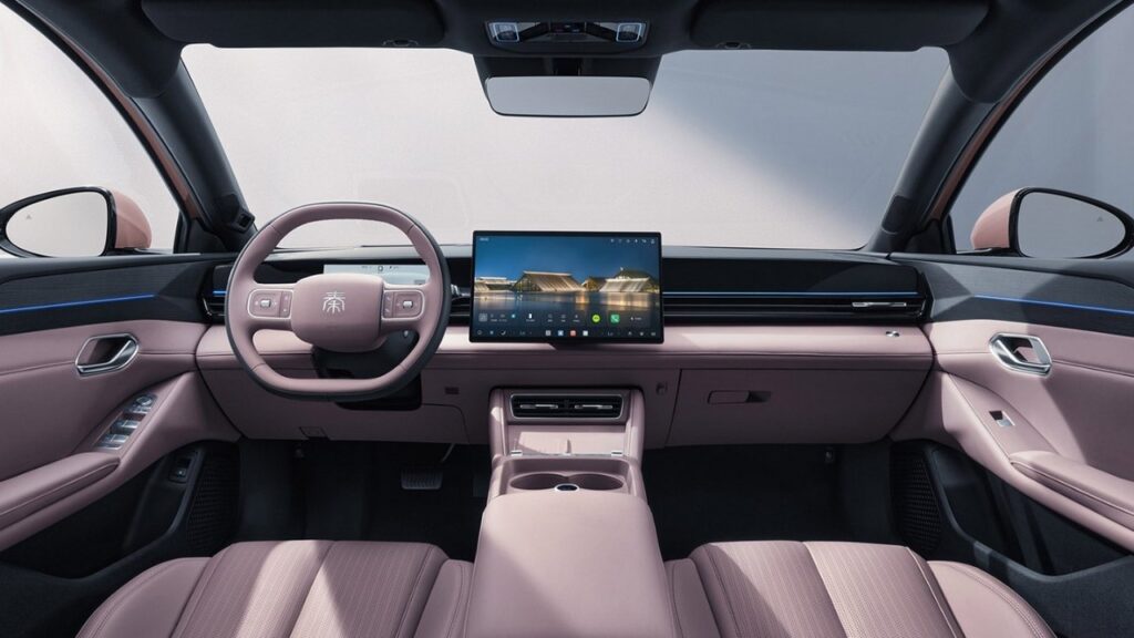 2026 BYD Qin Max Cabin