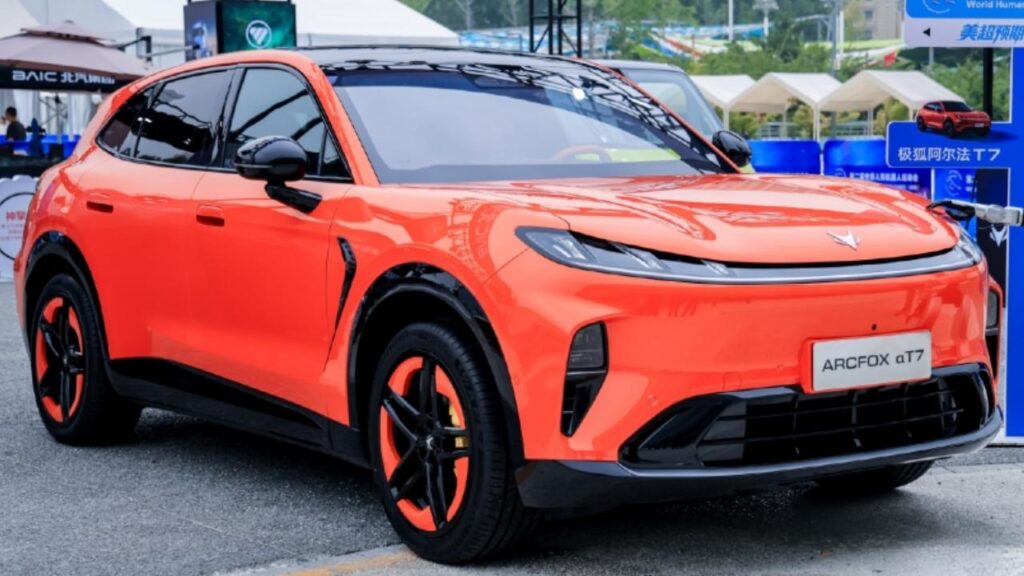 Arcfox Alpha T7 front look
