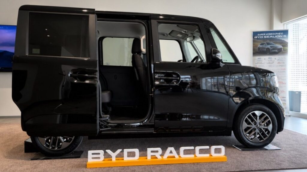 BYD Racco side design