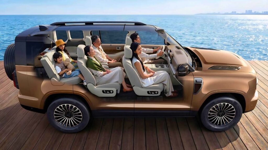 Haval GWM H10 six seating