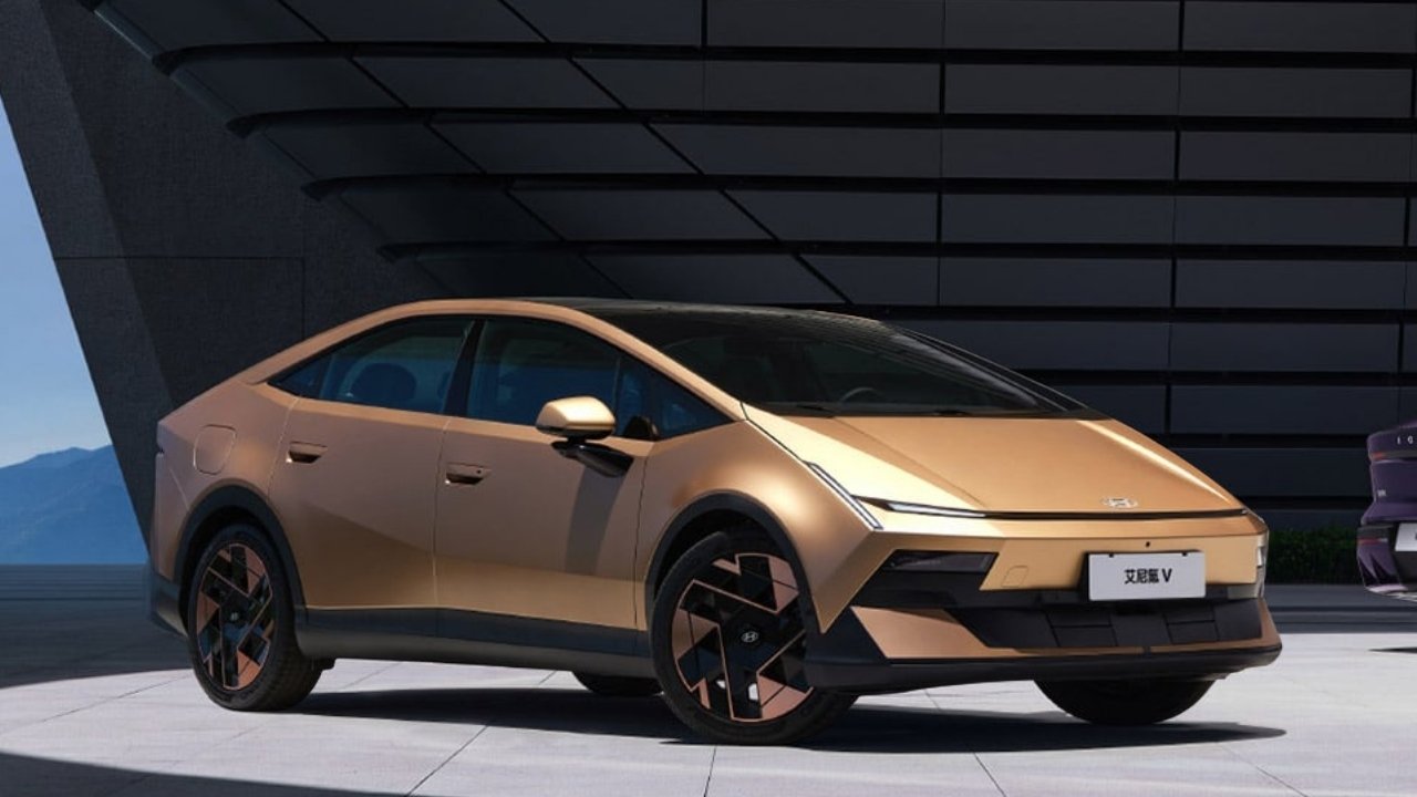 Hyundai IONIQ V to Enter Presale on August 21 With Up to 650 km Range