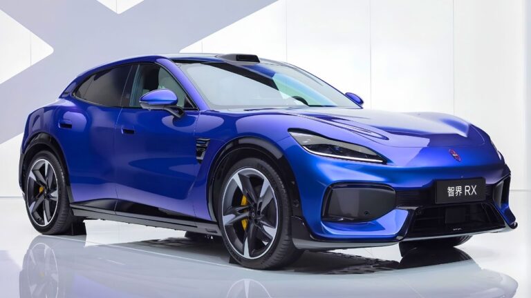 Luxeed RX Presale Begins- 852 km Range, Huawei ADS and 371 HP Motor