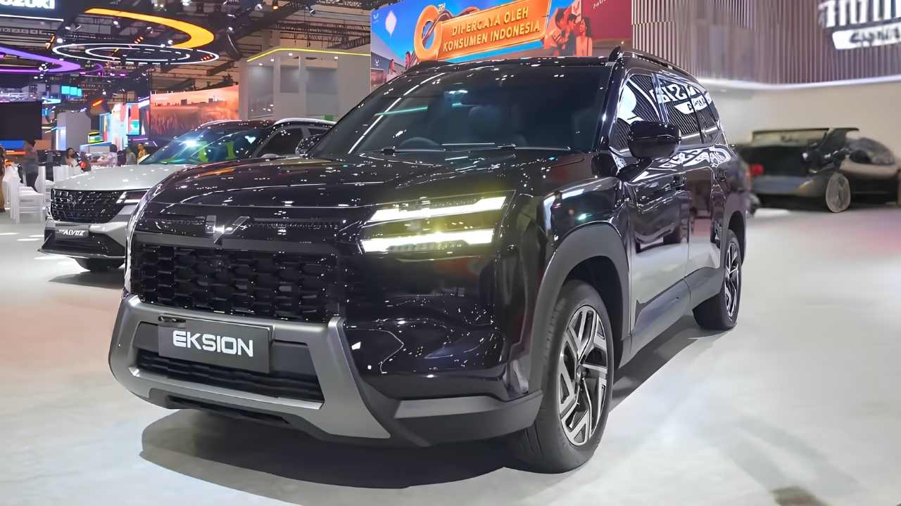 MG's New 7-Seater Electric SUV Arrives on August 28: Hector Hawk EV Details