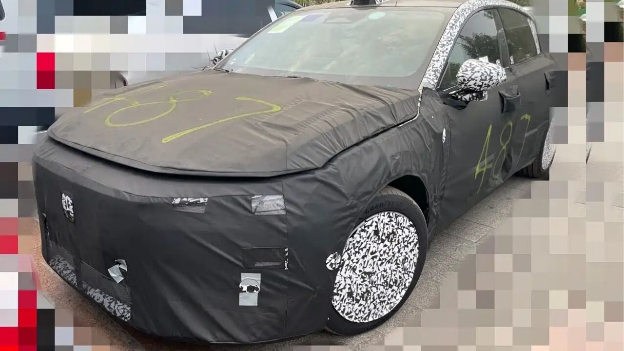 Volvo S70 PHEV Spotted Under Heavy Camouflage: What We Know So Far