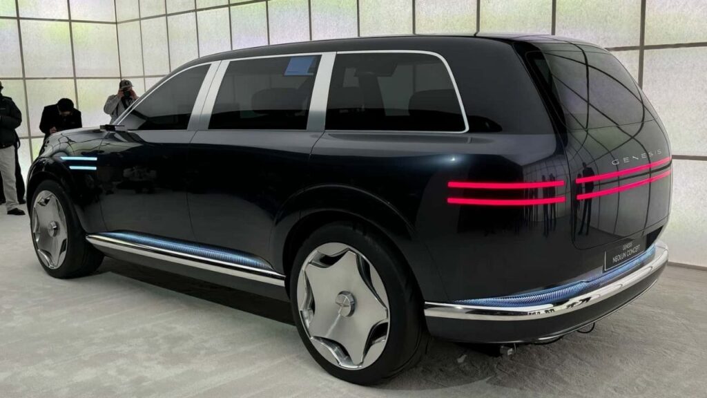 genesis gv90 rear three quarter angle view