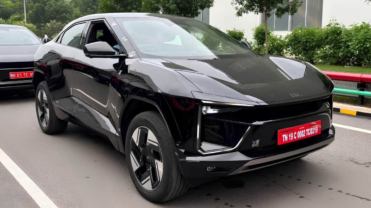 Updated Mahindra BE 6 May Debut on August 15 With Triple Screens, New Cabin Theme