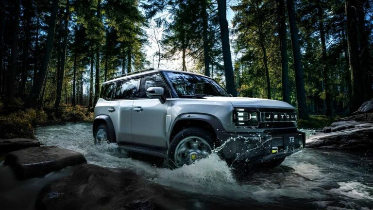 JSW Combat Confirmed for India: Jetour T2-Based Plug-in Hybrid SUV Details