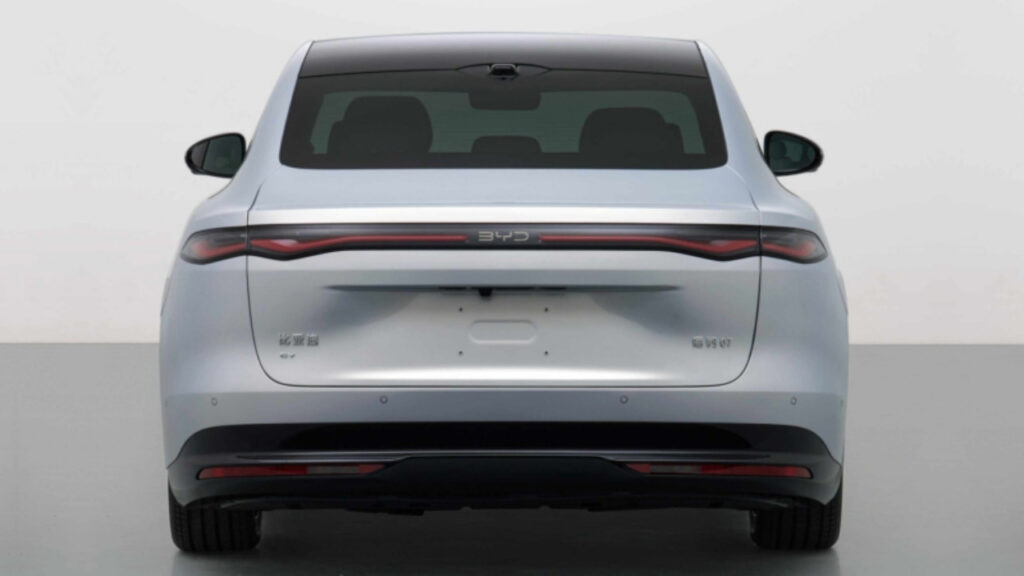 New BYD Seal 07 EV rear